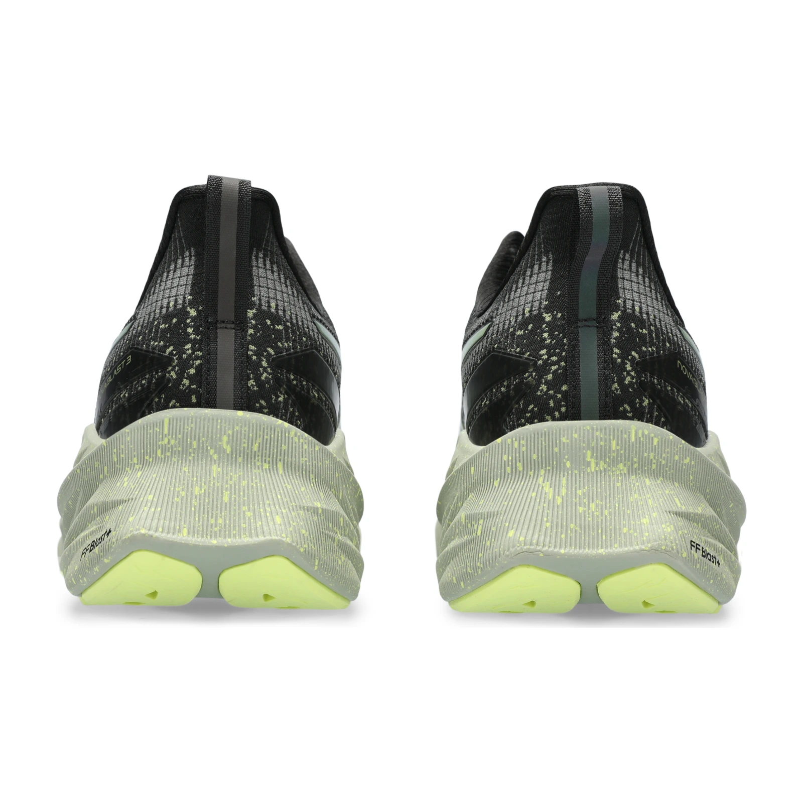 ASICS Novablast 3 LE - Black ASICS Novablast 3 LE - Black